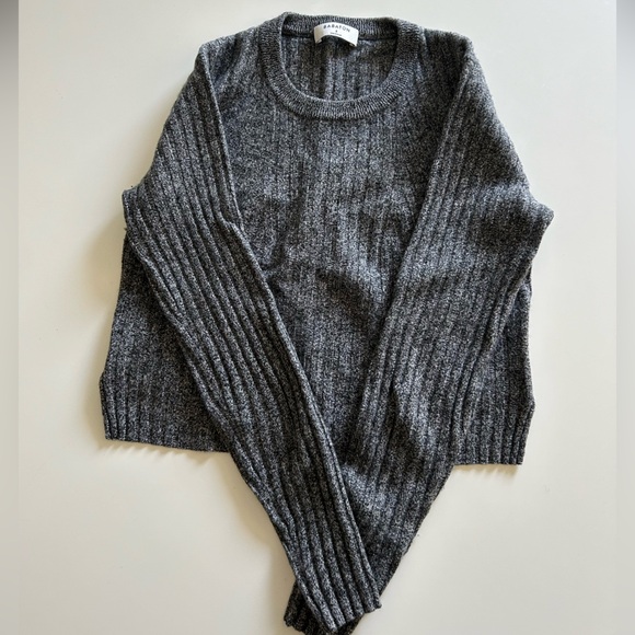 Babaton Cropped Sweater - Picture 2 of 5